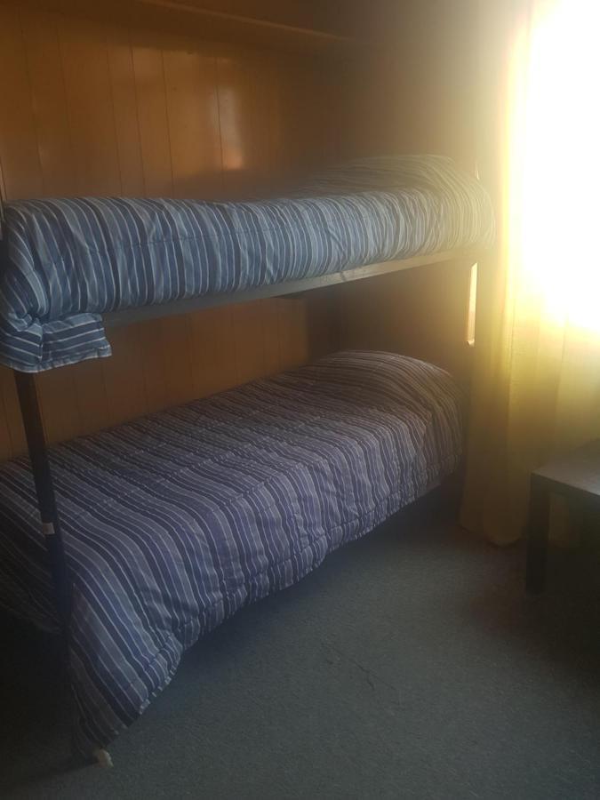 Hostal La Morenita Punta Arenas Bagian luar foto