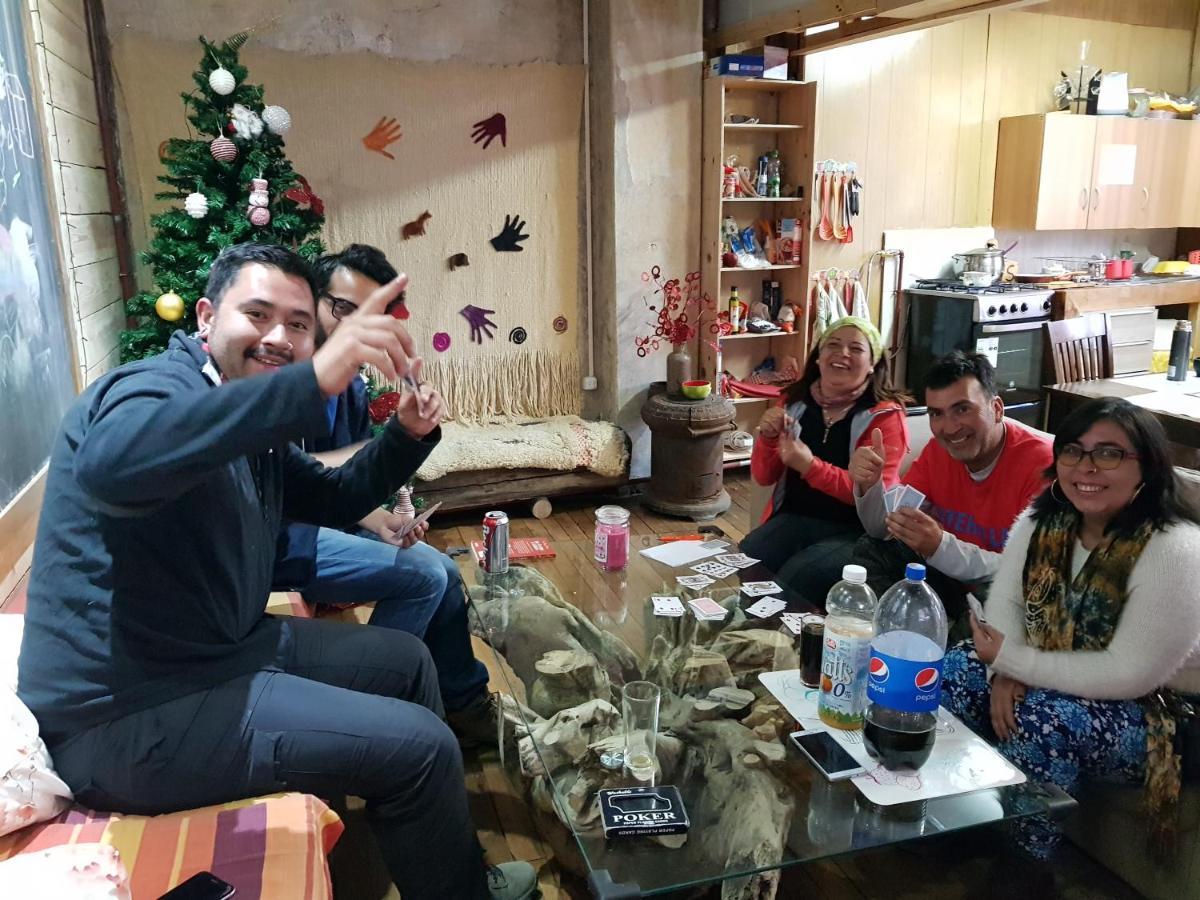 Hostal La Morenita Punta Arenas Bagian luar foto