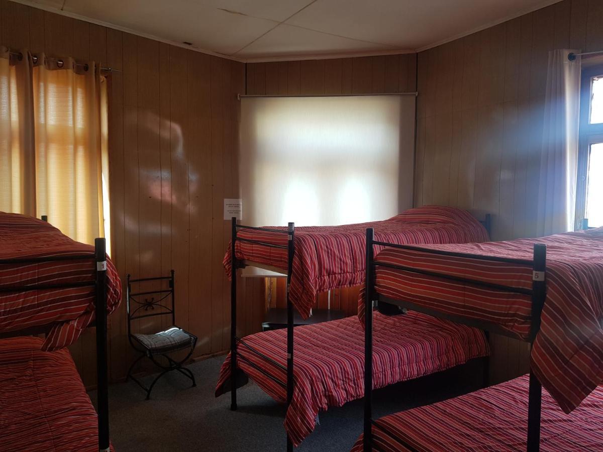 Hostal La Morenita Punta Arenas Bagian luar foto