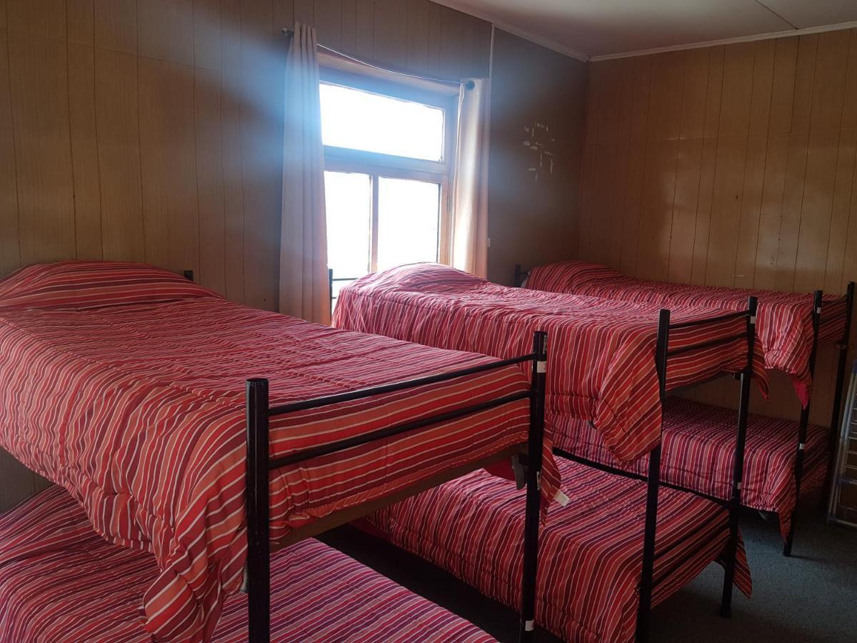 Hostal La Morenita Punta Arenas Bagian luar foto