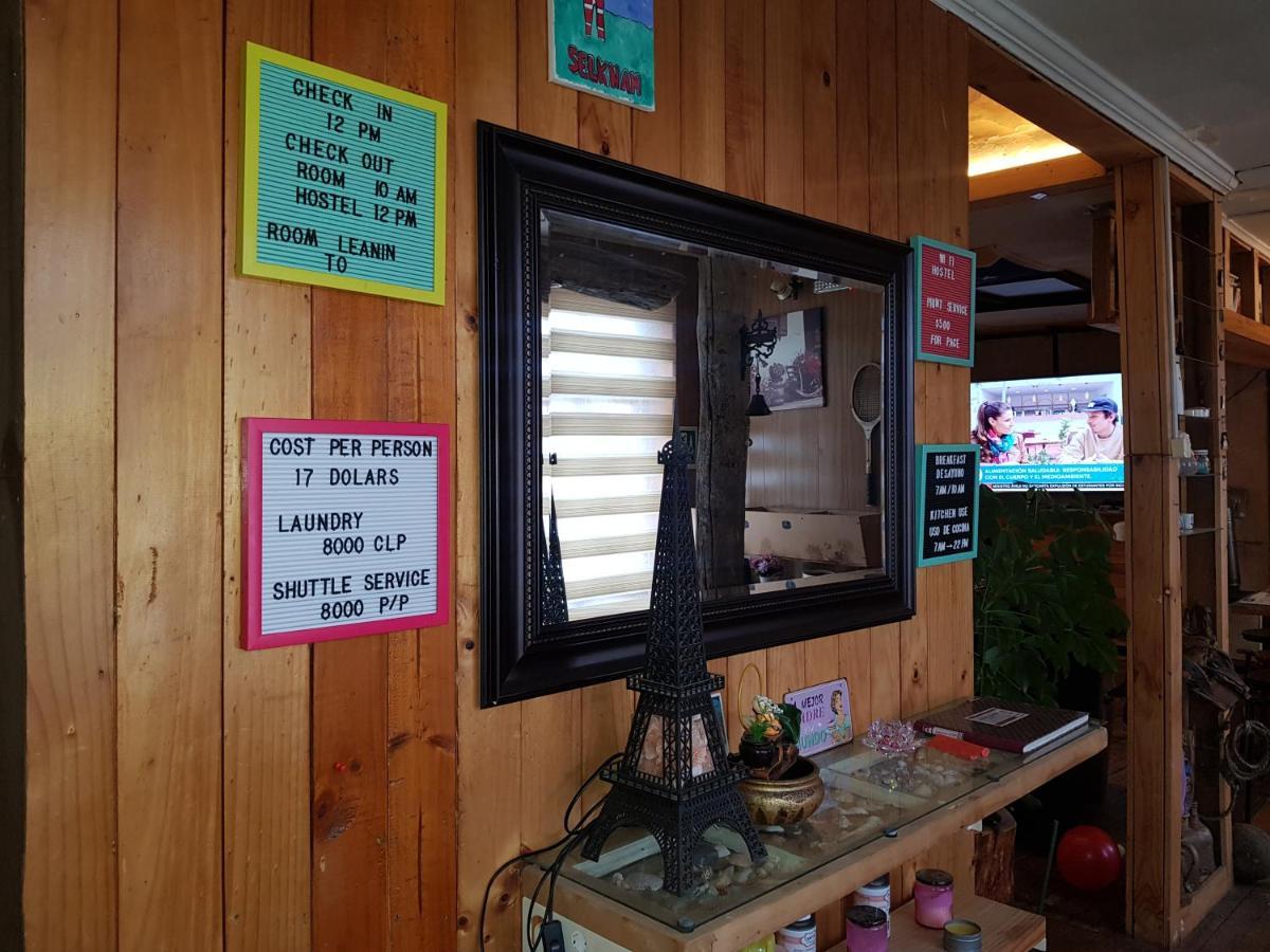 Hostal La Morenita Punta Arenas Bagian luar foto