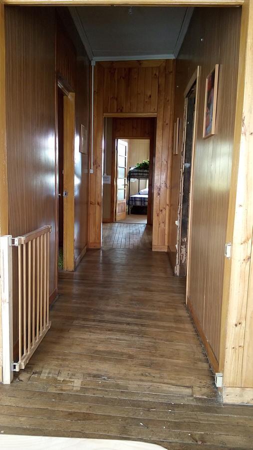 Hostal La Morenita Punta Arenas Bagian luar foto
