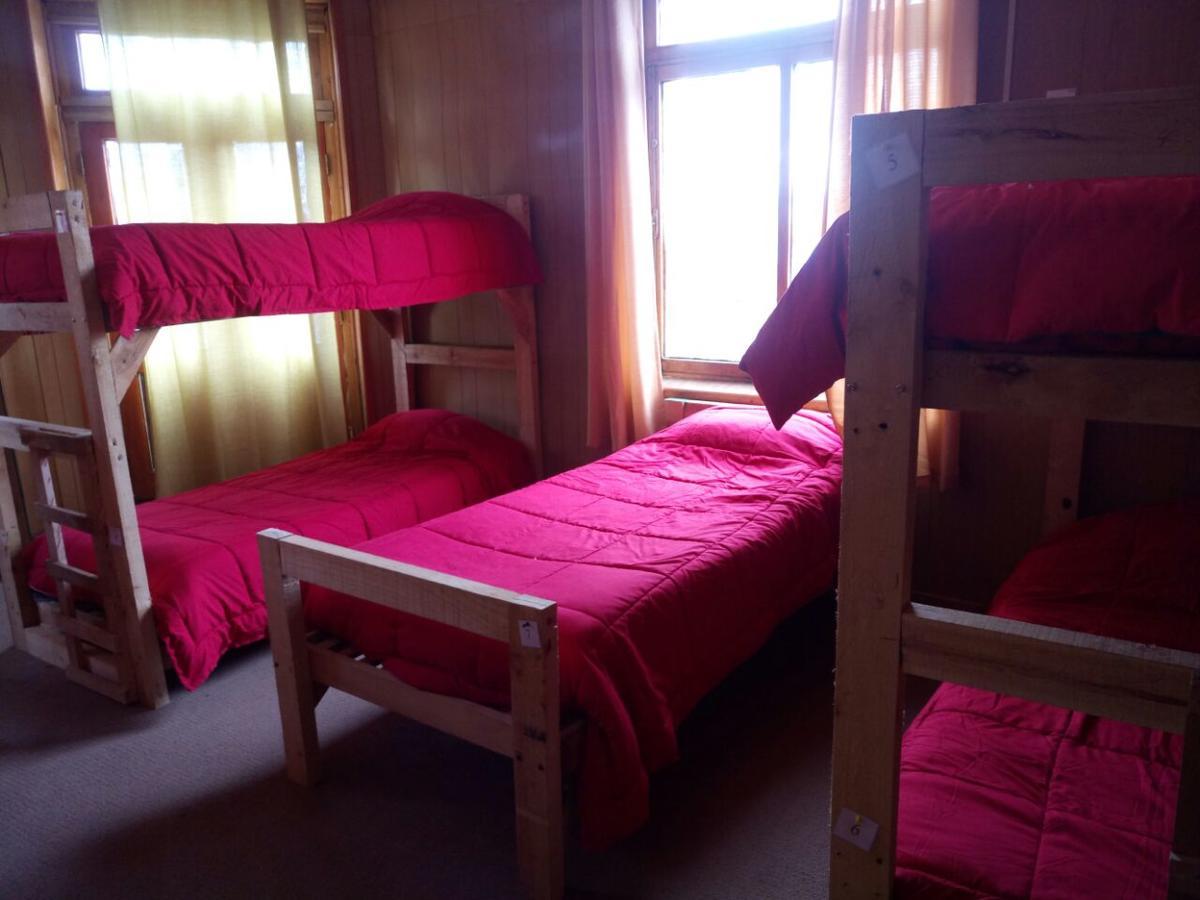 Hostal La Morenita Punta Arenas Bagian luar foto