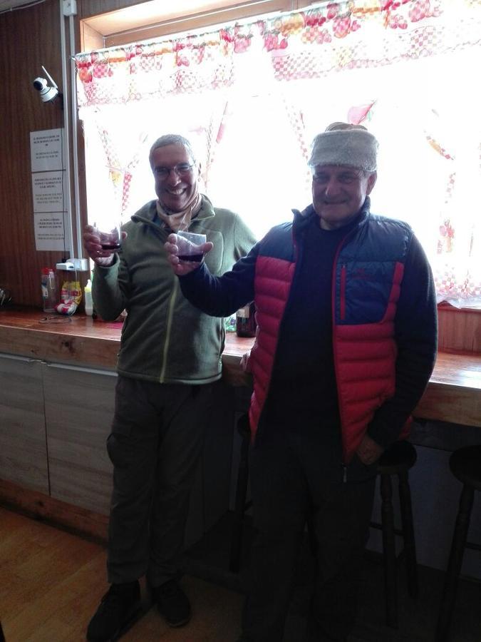 Hostal La Morenita Punta Arenas Bagian luar foto